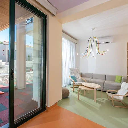 Hotel Caldera Village 4*