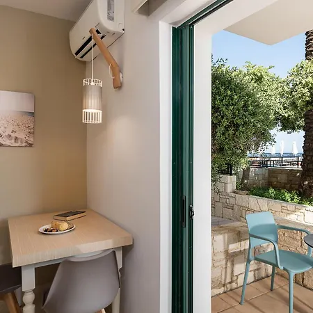 Hotel Caldera Village 4*