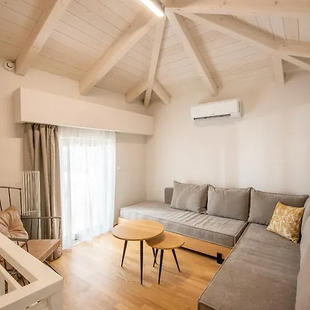Hotel Caldera Village 4*