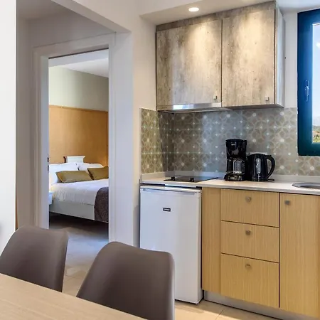Hotel Caldera Village 4*
